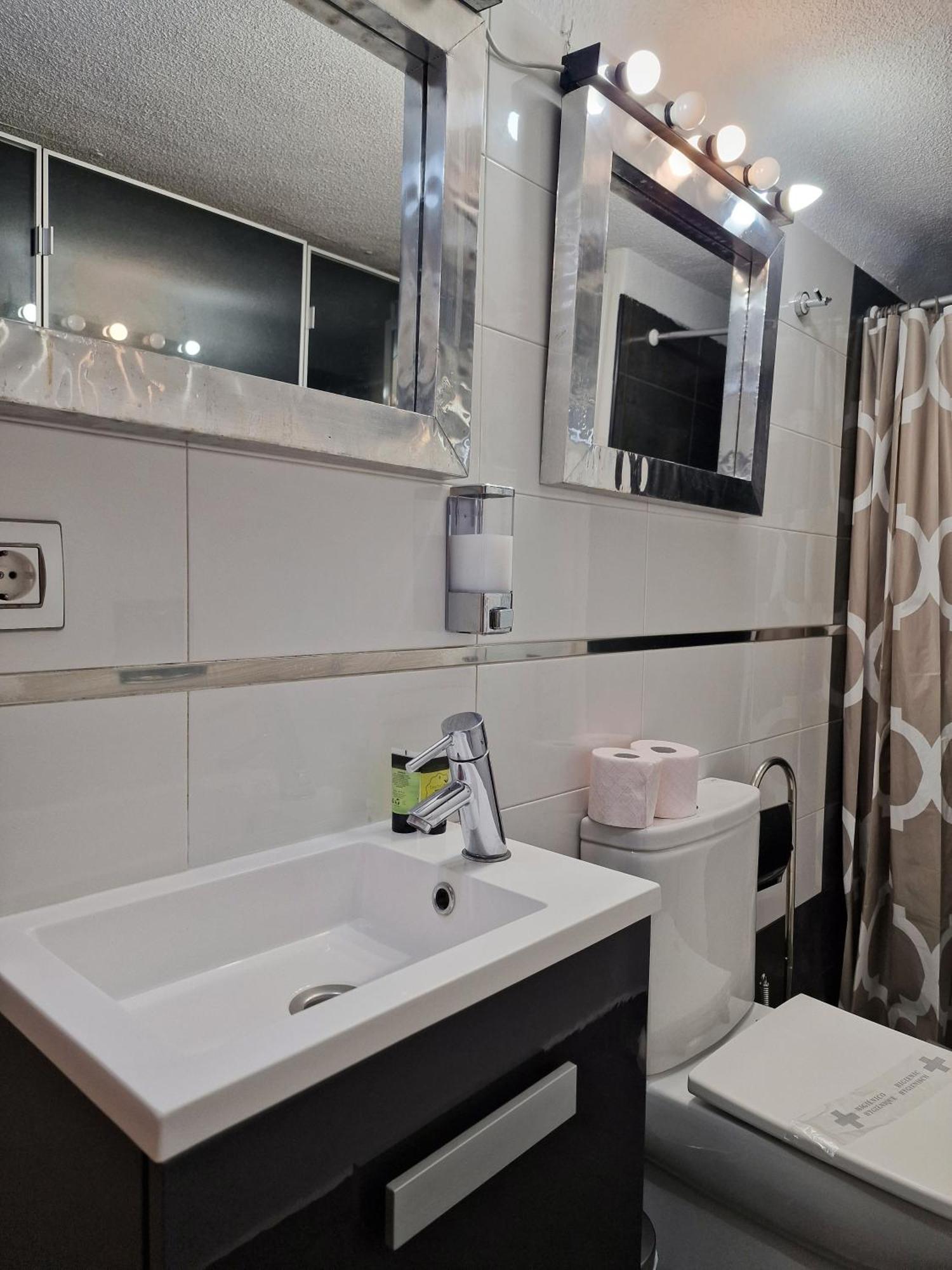 Menendez Pelayo, Loft Junto Al Retiro Apartamento Madri Exterior foto